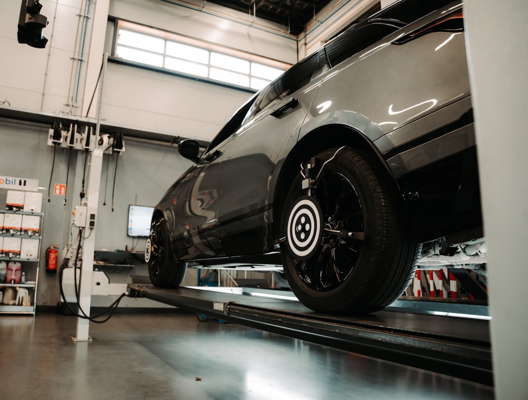 Content 21_content_image_17660507381301587745.jpg UITLIJNEN | JAMES Autoservice Cartechnics